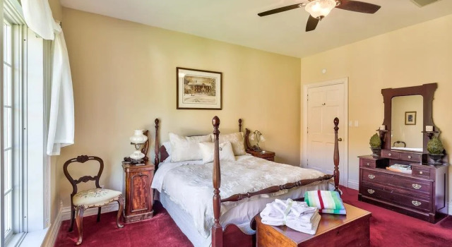 Greystone on Golden Lake, Prenota Hotel Hotel a Ontario con parcheggio, Parcheggio