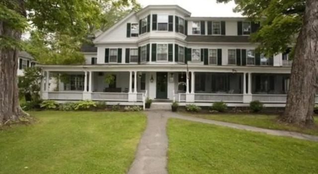 The Monadnock Inn, Buchen Sie Bed & Breakfast Wilton. USA