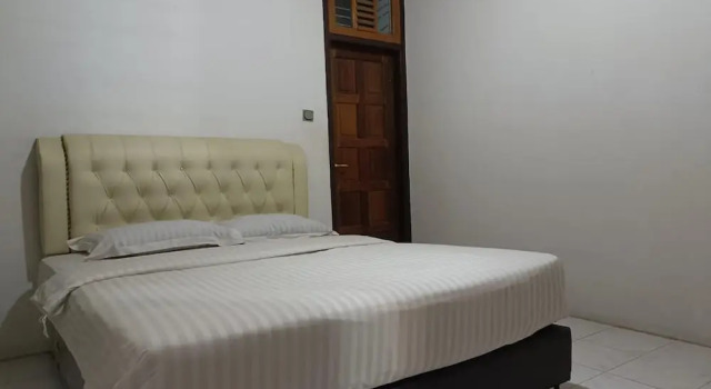 Номер Deluxe OYO 93706 Penginapan Syariah Hj. Kenan