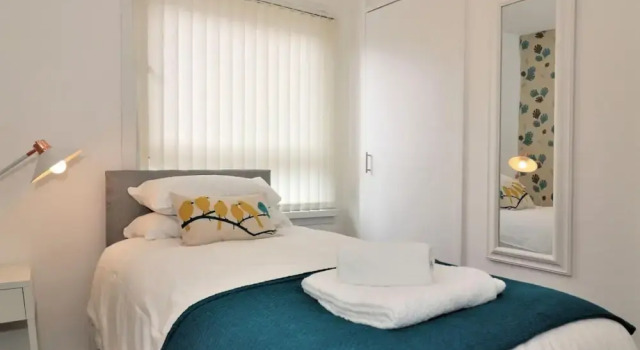 Troon House - East Kilbride, Забронировать Апартаменты/квартира Отели Glasgow & The Clyde Valley с парковкой, Парковка