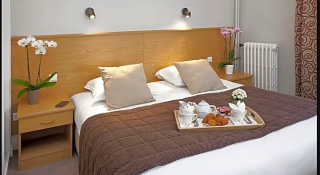 Номер Classic Hôtel Les Nations The Originals Boutique VICHY