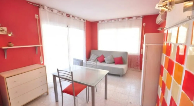 Estudio Acogedor Para 4 Personas en Salou, Забронировать Отель Отели Tarragonès 3 звезды, 3*