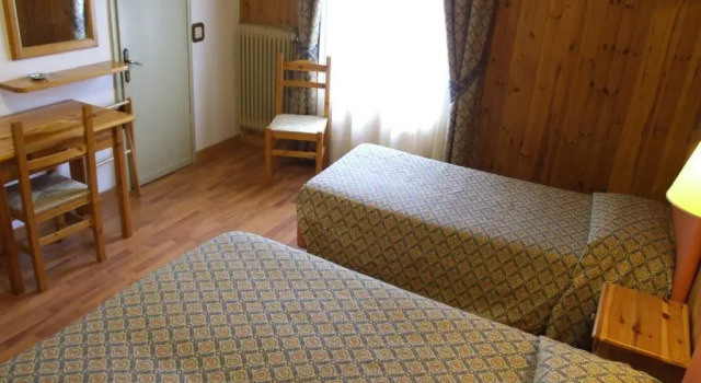 Трёхместный номер Standard с балконом Hotel Cimone