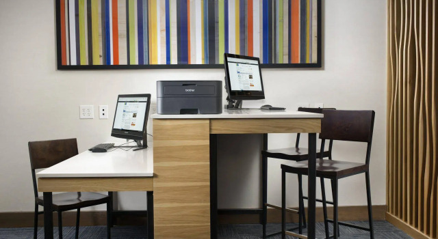 Holiday Inn Express & Suites Bay City by IHG, Book Hotel Bay City Houston
