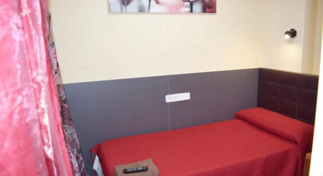 Одноместный номер Standard Hostal Numancia