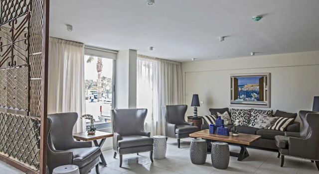 Napasol Boutique Hotel, Забронировать Бутик-отель Отели Айия-Напа с парковкой, Парковка