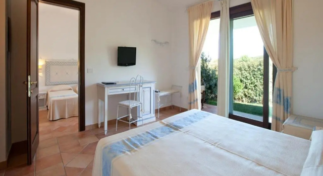 Семейный номер Standard Hotel Costa Caddu