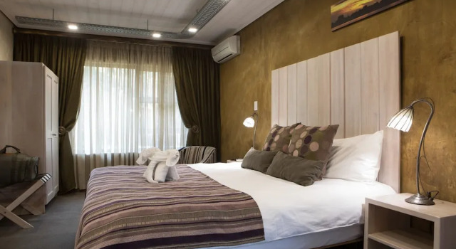 Номер Executive African Rock Hotel & Spa -"Relaxed Exclusivity"