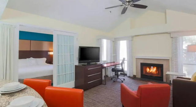 Люкс с 2 комнатами Residence Inn by Marriott Bakersfield West