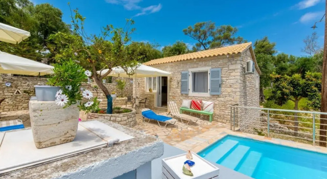 Angelina Villa - Four Bedroom Traditional Paxos Villa, Book Villa Dendiatika Grækenland