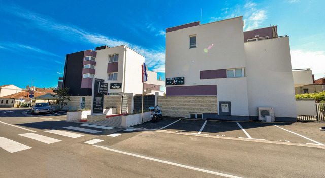 Hotel ZaDaR