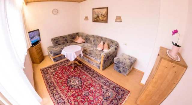 Landhaus Alpenrose, Забронировать Дом для отпуска Виллы Майрхофен, рядом с Конгресс-центр Europahaus, Вилла