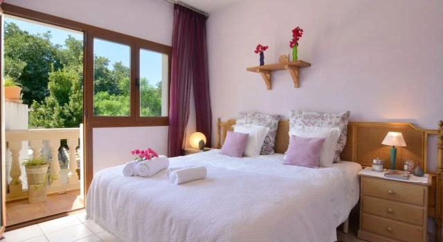Коттедж с 3 комнатами с балконом Mallorca traditional village townhouse