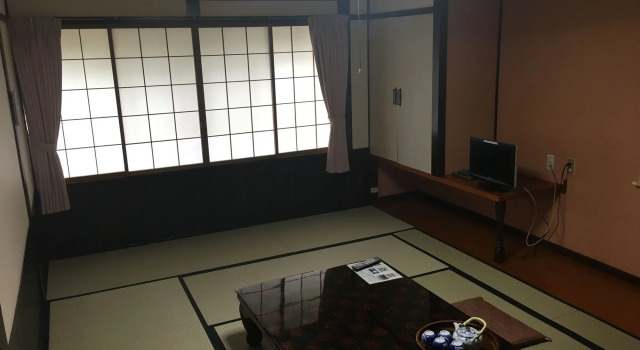 Ryoso Tsuyukusa, Boek Pension Hotels in Tokai met parkeren, Parkeren