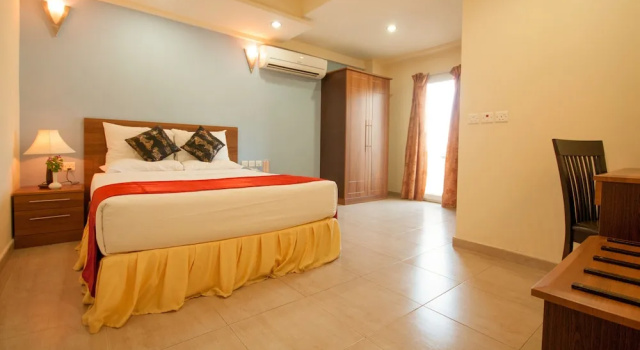 Single Junior Suite Crystal Suites