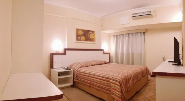 Номер Standard Lord Plaza Hotel