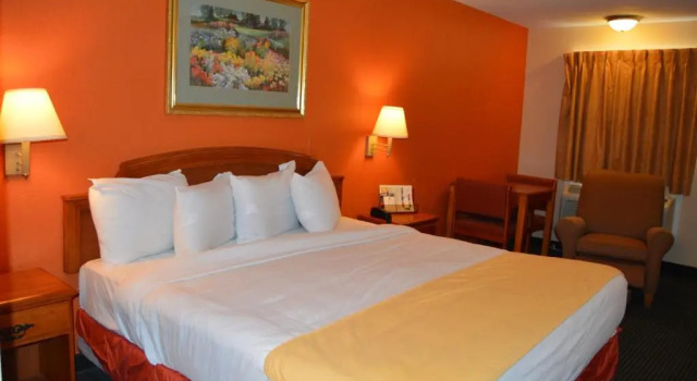 Номер Standard Americas Best Value Inn Gainesville TX