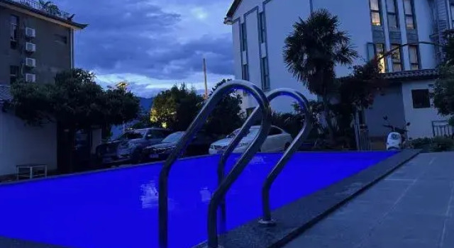 Dali pull canghaiyue inn, Prenota Hotel Hotel a Dali con piscina, Piscina