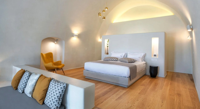 Halcyon Days Luxury Suites