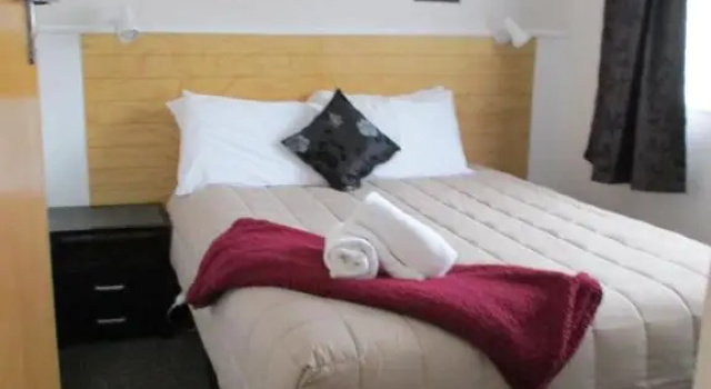 Четырёхместный номер Standard High Street Living Motel