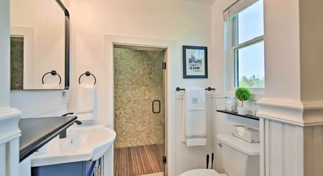 Апартаменты Stylish Studio w/ Fireplace ~ 3 Mi From Dtwn!