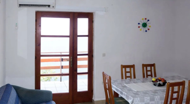 Mara (KBG400), Rezerwuj Hotel  