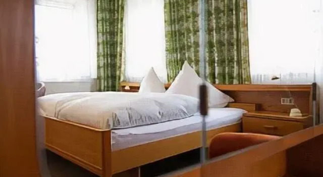 Gruener Baum Landgasthaus, Reserva ahora Hotel Unterschneidheim Baden-Wurtemberg