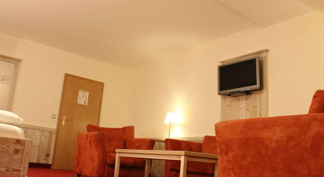 Central-Hotel, Забронировать Отель Центр города Медебах