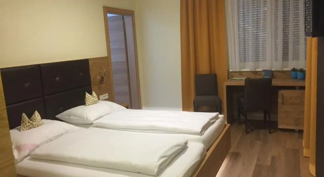 Schnepfenhof, Book Hotel Neusiedl am See 