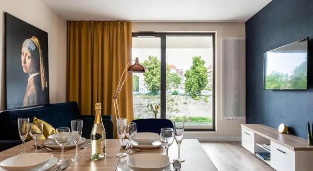 Апартаменты c 1 комнатой с видом на реку apartamenty-wroc Księcia Witolda by the River