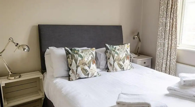 Номер Comfort The Bell Inn Hotel