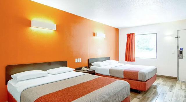 Четырёхместный номер Standard Motel 6-Starke, FL