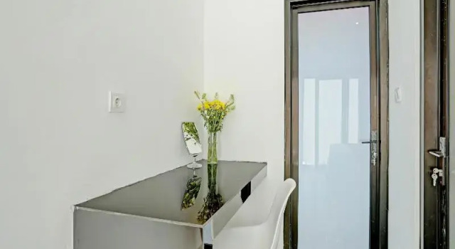 OYO 90525 White Guesthouse, Prenota Hotel Hotel a Bali con parcheggio, Parcheggio