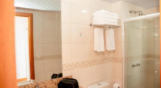Четырёхместный номер Standard с балконом Luds Comfort Hotel