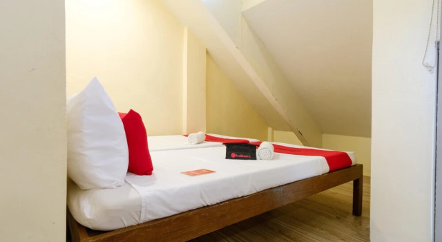 RedDoorz @ Socrates Road Palawan