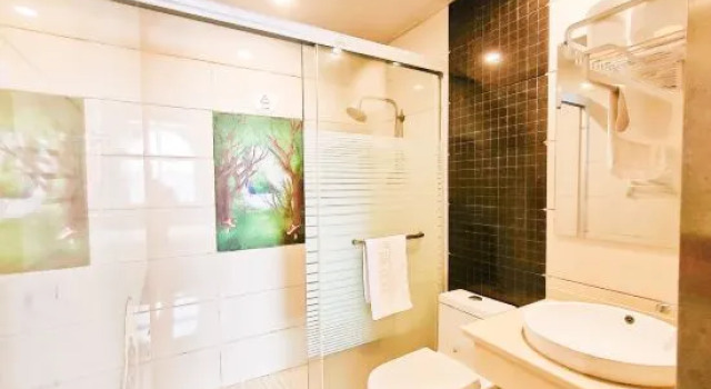 Люкс 998 Business Hostel