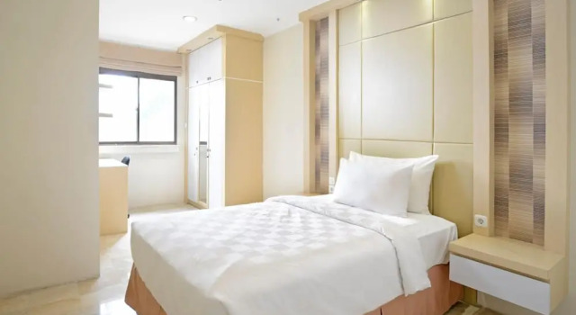 Трёхместный семейный номер Standard Midtown Residence Simatupang Jakarta