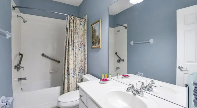Номер Standard Pleasant and Spacious Town Home Near the Convention Center #3vc107