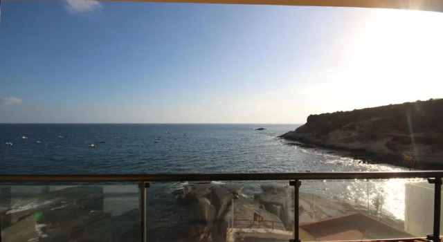 Апартаменты Superior Apartments La Caleta Sunrises