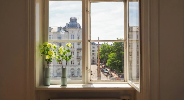 Authentic Copenhagen Apartment by Nyhavn