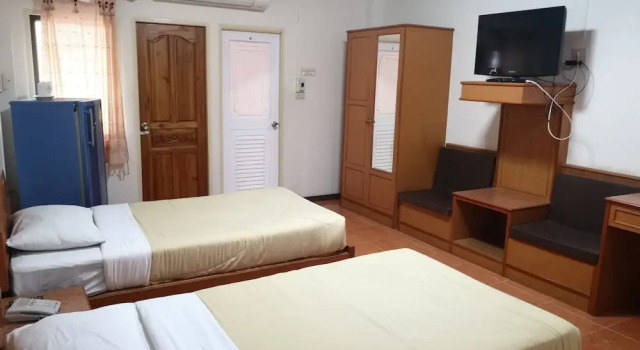 Tonkhoon Hotel, Varaa Hotelli Hotellit North-Eastern Thailand pysäköinnillä, Pysäköinti