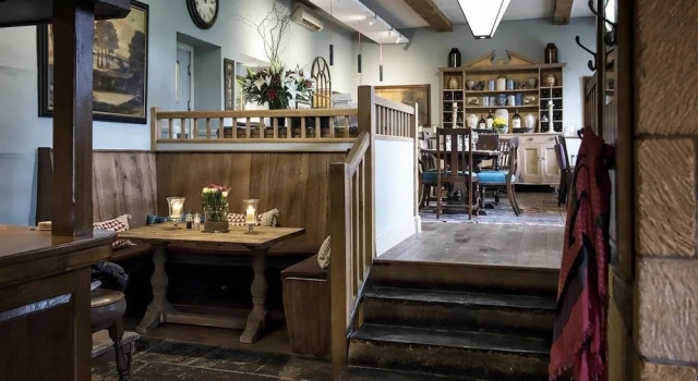 The Howard Arms, Rezervați Pensiune Hoteluri în Gloucestershire cu parcare, Parcare