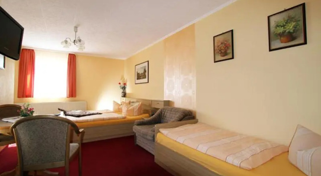 Трёхместный номер Standard Familienhotel Zur Linde