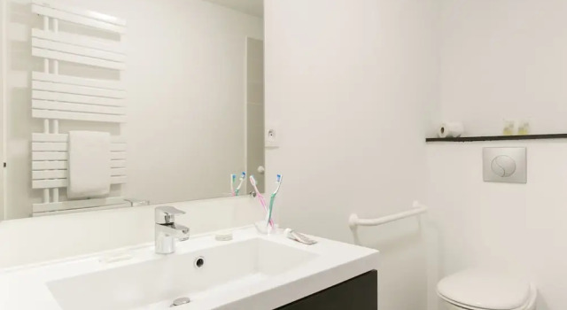 Апартаменты ZENAO Appart'hotel Albi