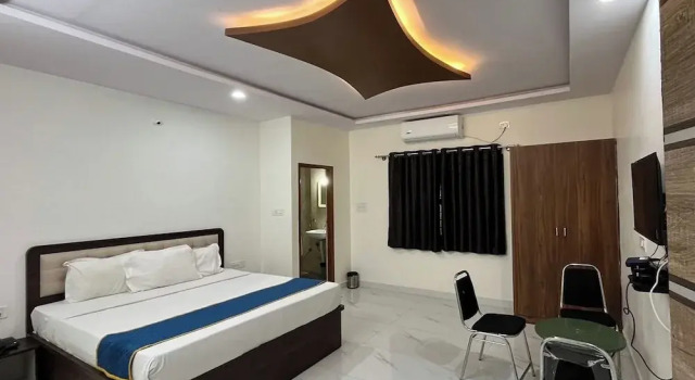 Номер Deluxe Hotel Royal Garuda Palace