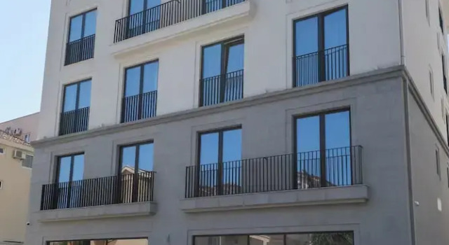 Lucciola Boutique Rooms, Book Boutique Hotel Billige hoteller i Budva