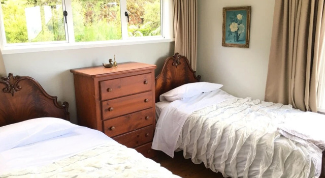 Nightingale Falls Farm Stay Retreat, Забронировать Фермерский дом Отели Те-Пуру с парковкой, Парковка