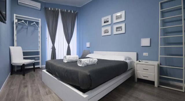 B&B Rodinò, Забронировать Отель «постель и завтрак» Отели Неаполя 5 звезд, рядом с Кастель-дель-Ово, 5*