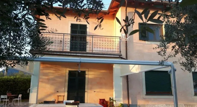 B&B La Casa sul Colle, Забронировать Отель «постель и завтрак» Отели Сестри-Леванте 3 звезды, 3*