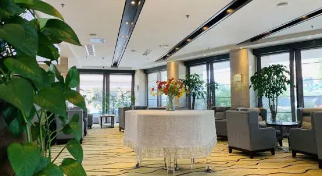 Huashuyi Hotel (Huzhou Zhili Wuyue Plaza China Children's Wear City)
